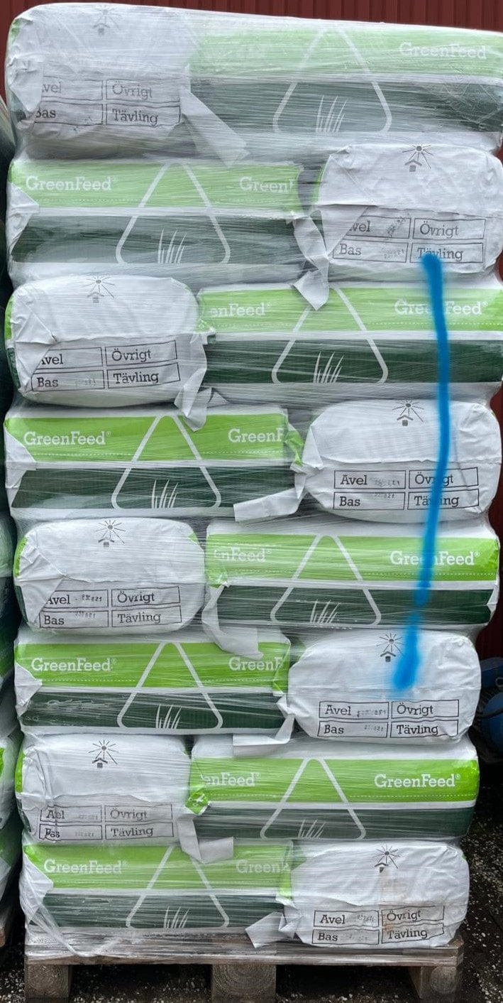 Greenfeed Foder 40st balar på en sjö pall Greenfeed bas småbal